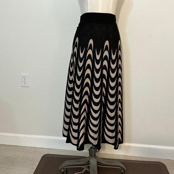 KIKIT Knit Midi circle skirt stretchy, softly-flared, optical pattern NWT Size L - Picture 4 of 4